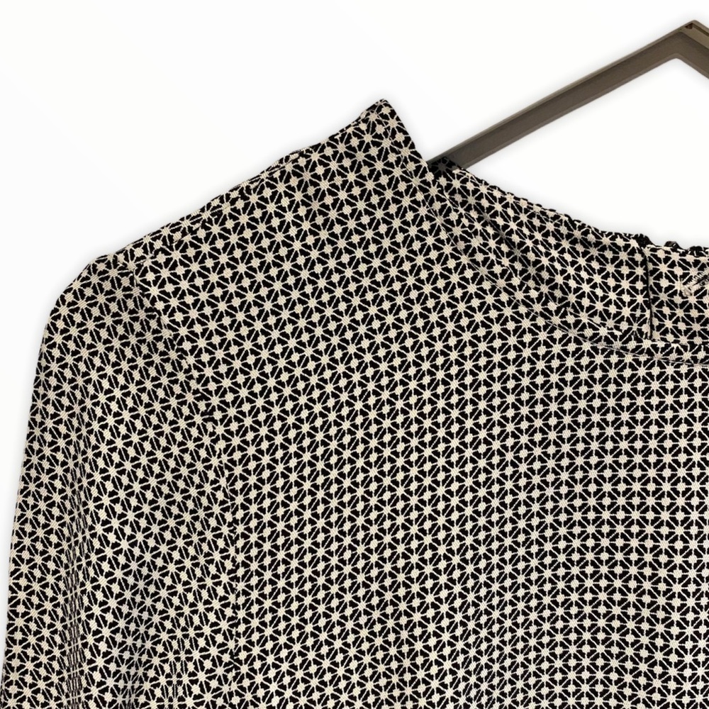 🄷&🄼 Geometric Pattern Dress with Ruffle Hem - Picture 4 of 9